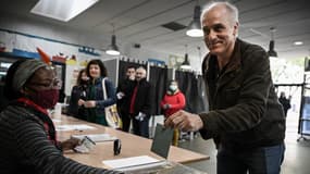 Philippe Poutou a voté à Bordeaux pour le premier tour de la présidentielle, le 10 avril 2022