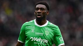 Dylan Batubinsika avec Saint-Etienne, le 28 février 2025
