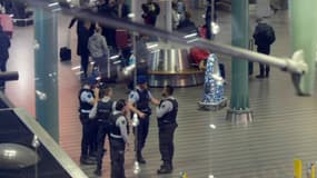 Il active l'alerte de détournement d'avion par erreur: la bourde d'un pilote d'Air Europa à l'aéroport d'Amsterdam
