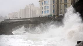 Fortes vagues à Biarritz, le 9 février 2016.
