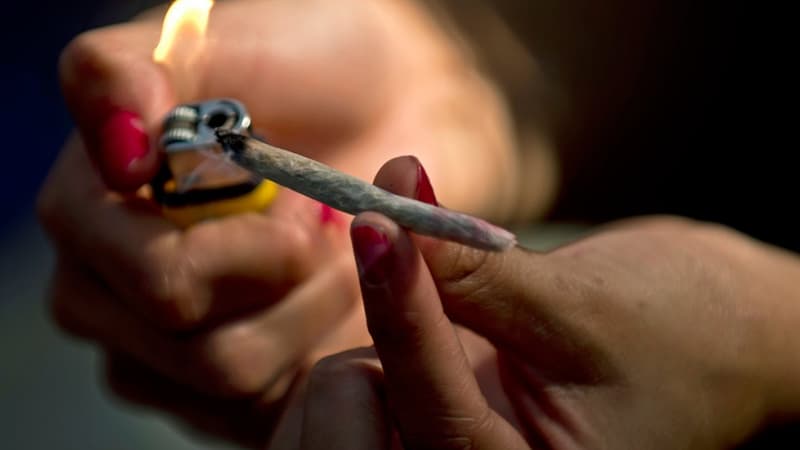 5 mois de prison avec sursis pour avoir fait fumer deux mineurs