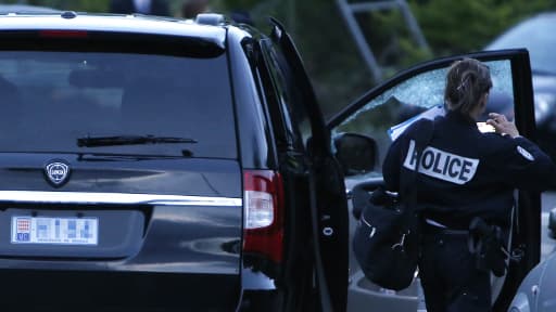 La voiture d'Hélène Pastor, cible de tirs le 6 mai à Nice.