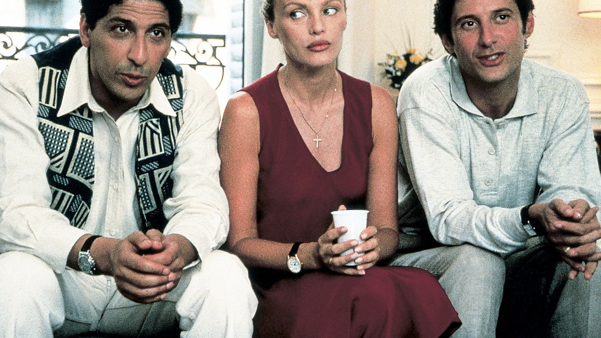 Smaïn, Arielle Dombasle et Antoine de Caunes dans "Les 2 papas et la maman" Smaïn, Arielle Dombasle et Antoine de Caunes dans "Les 2 papas et la maman"