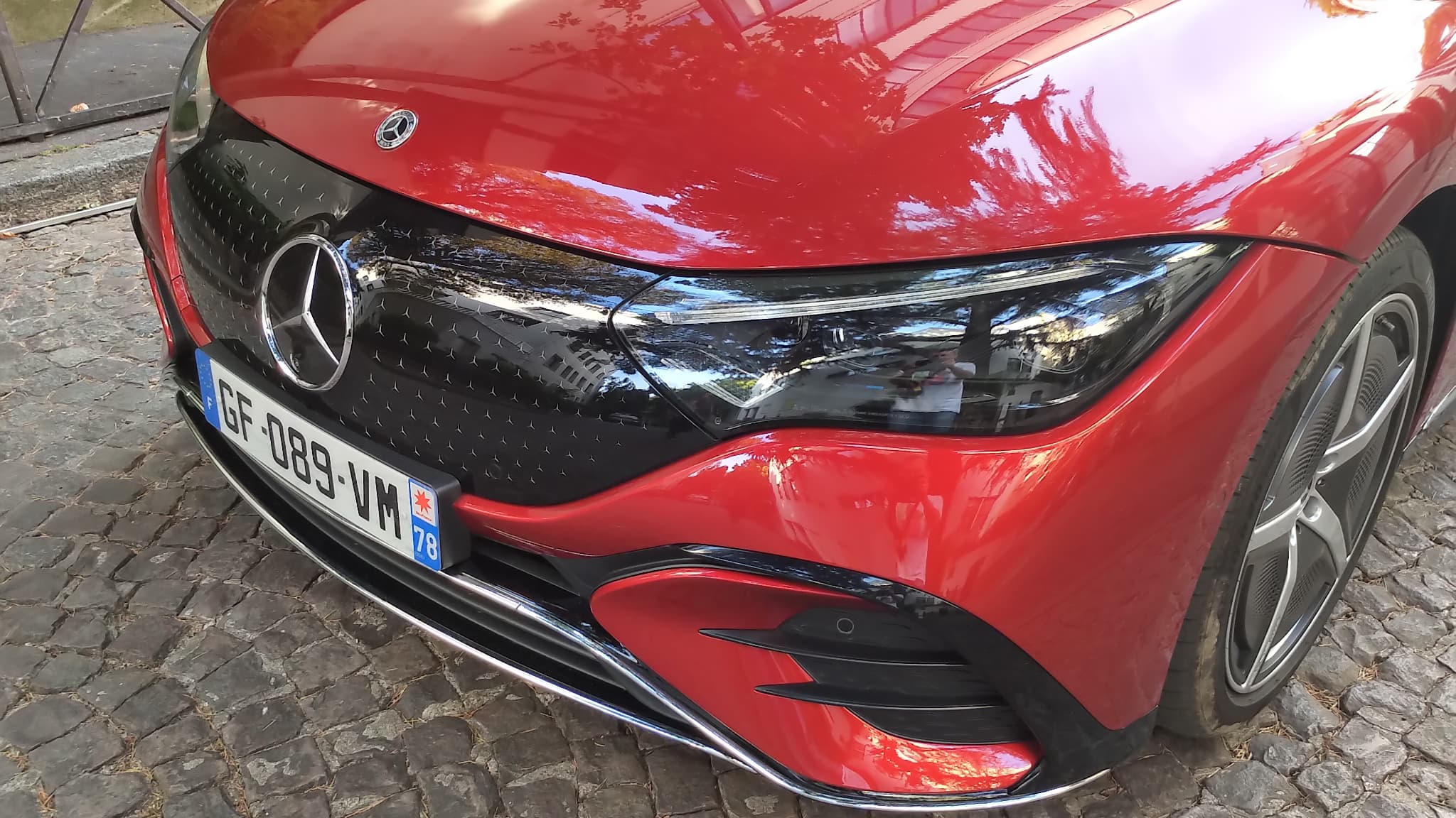 Mercedes a soigné les sensations de conduite sur ce modèle. Mercedes a soigné les sensations de conduite sur ce modèle.