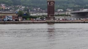 Crue de la Seine : montée des eaux à Rouen - Témoins BFMTV