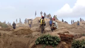Mine de coltan, minerai utilisé dans les smartphones, au Congo. Photo d'illustration