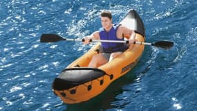 Cdiscount propose une superbe remise sur un kayak gonflable, parfait pour l'été