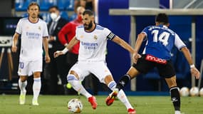 Karim Benzema avec le Real Madrid contre Alaves en Liga