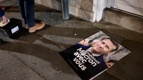 Une affiche électorale du candidat Emmanuel Macron, à Rennes, le 24 avril 2022