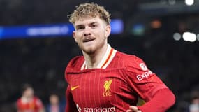 L'Anglais Harvey Elliott célèbre un but avec Liverpool contre le PSG en Ligue des champions, le 5 mars 2025