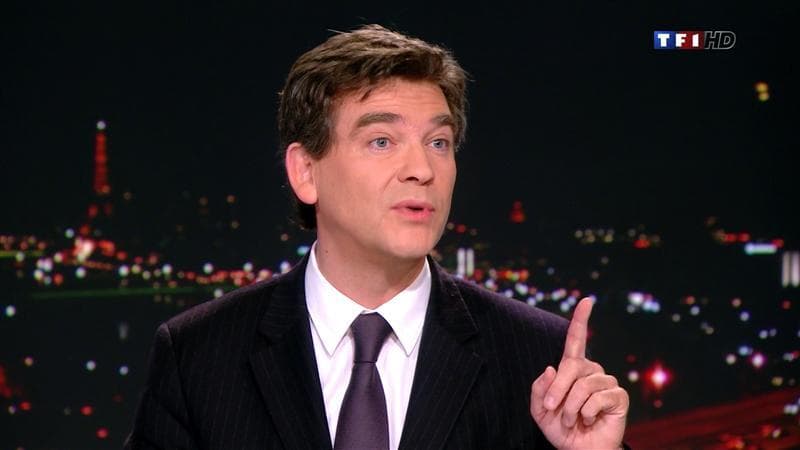 Arnaud Montebourg au journal de TF1 samedi soir. L'accord conclu vendredi par le gouvernement avec ArcelorMittal sur le sort du site sidérurgique mosellan de Florange a déçu les salariés et fragilisé le ministre du Redressement productif, sans lever pour