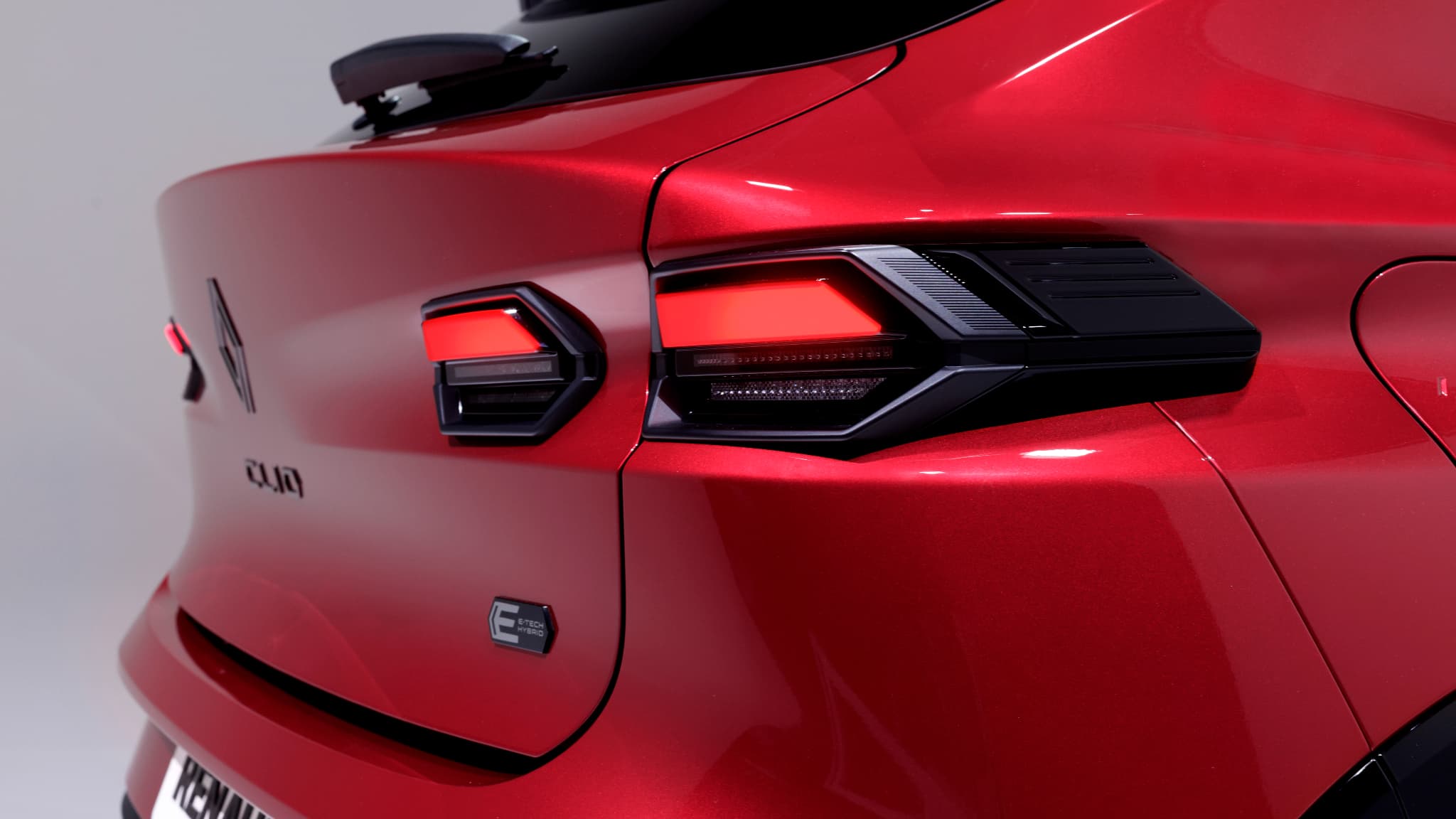 Les feux arrière de la nouvelle Renault Clio 6.