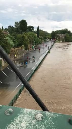 Intempéries: l'Ardèche sort de son lit après de fortes précipitations - Témoins BFMTV
