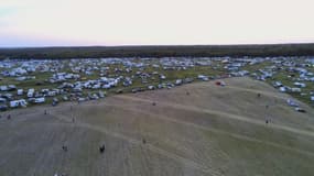 Vue aérienne du site du Teknival, le 18 mai 2023 à Villegongis, dans l'Indre