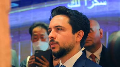 Le prince de Jordanie Hussein ben Abdallah en visite à Osaka au Japon, le 7 mai 2025.