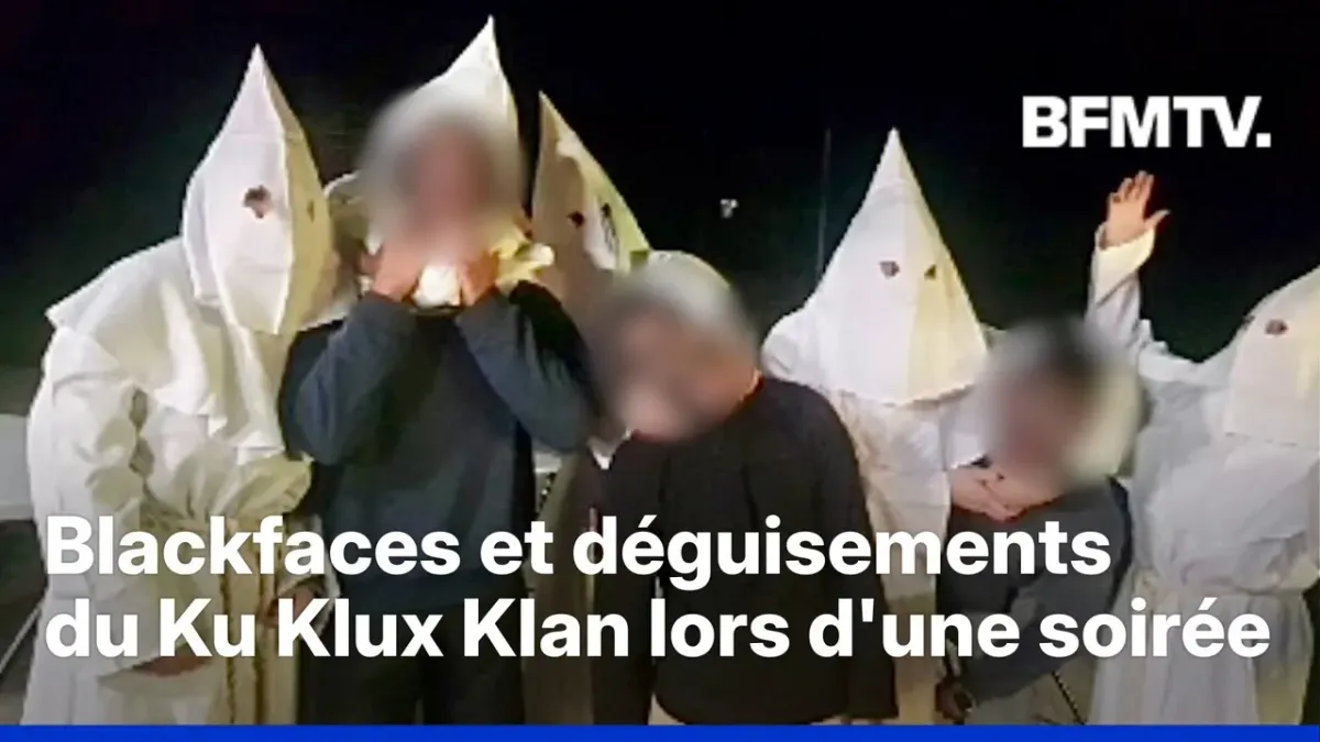 Blackfaces et déguisements du Ku Klux Klan lors d'une soirée dans un