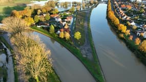 Vue aérienne des inondations près d'Arques, le 11 novembre 2023 dans le Pas-de-Calais.