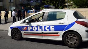 Les quatre personnes sont soupçonnées d'appartenir à une cellule islamiste radicale.