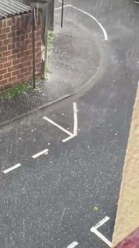 Les images de la violente pluie de grêle qui a touché Amiens ce dimanche - Témoins BFMTV