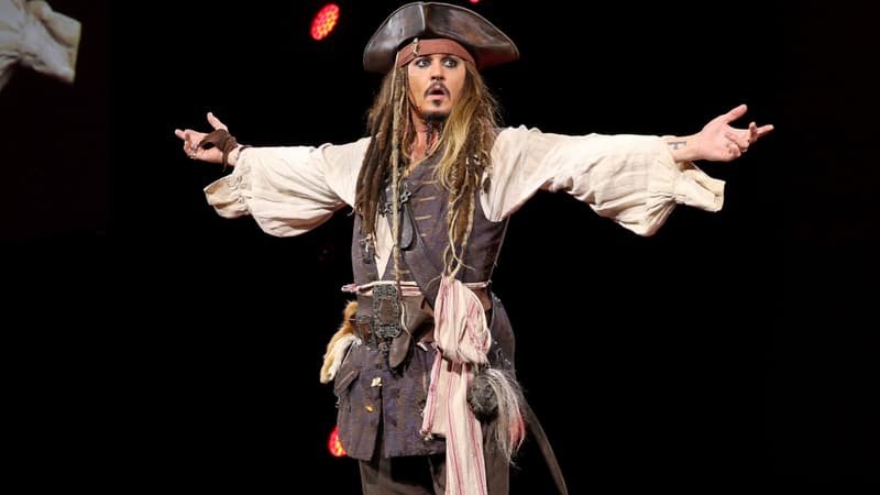 Johhny Depp déguisé en Jack Sparrow à Anaheim en 2015