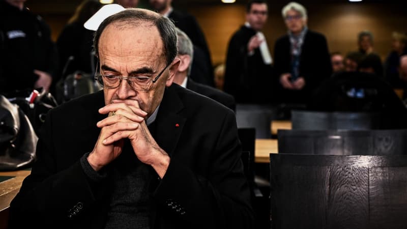 Le cardinal de Lyon Paul Barbarin au tribunal de Lyon pour son procès, le 7 janvier 2019