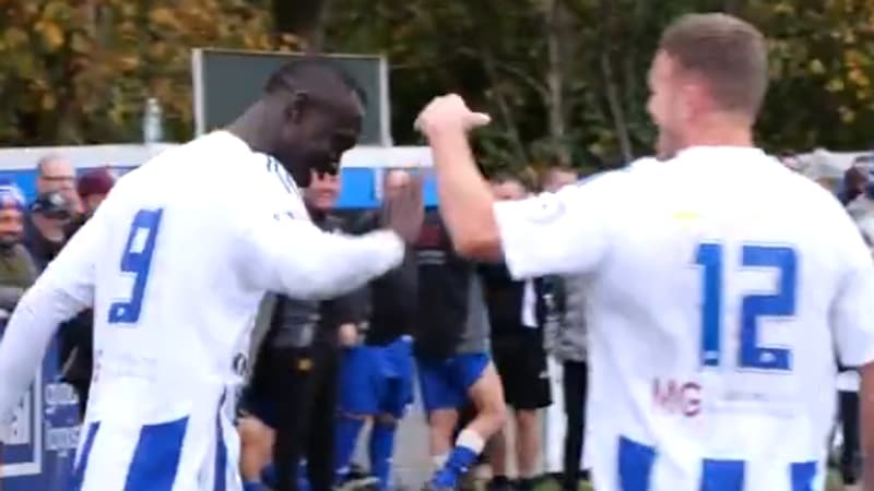 La meilleure équipe de vétérans du monde? Comment le Wythenshawe FC terrorise les pelouses anglaises avec ses anciennes stars de Premier League