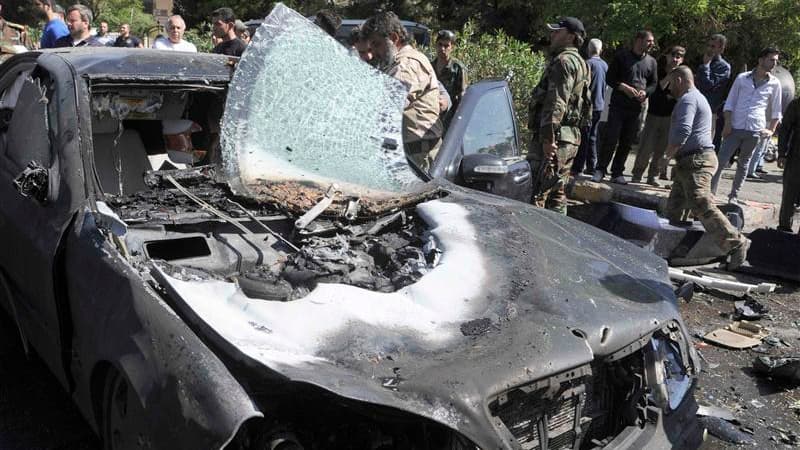 Le Premier ministre syrien Waël al Halki a survécu à un attentat qui a pris pour cible lundi le convoi dans lequel il circulait dans le centre de Damas. /Photo prise le 29 avril 2013/ REUTERS/SANA