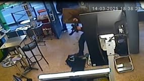 Un buraliste a repoussé un homme cagoulé et armé à l'aide d'une table ce vendredi 14 mars 2025 à Savasse dans la Drôme