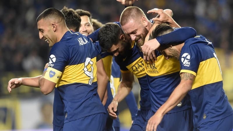 De Rossi félicité par ses coéquipiers