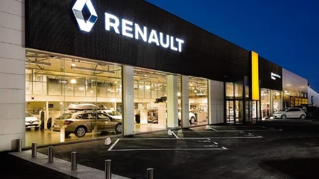 Renault plonge après son profit warning vendredi matin