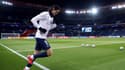 Edinson Cavani, sur la pelouse du Parc des Princes