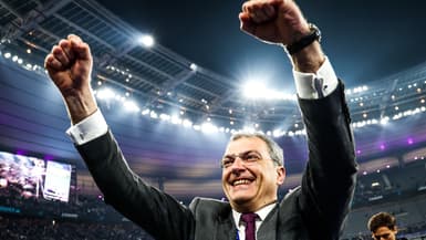 Damien Comolli célèbre la victoire en finale de la Coupe de France, le 29 avril 2023.