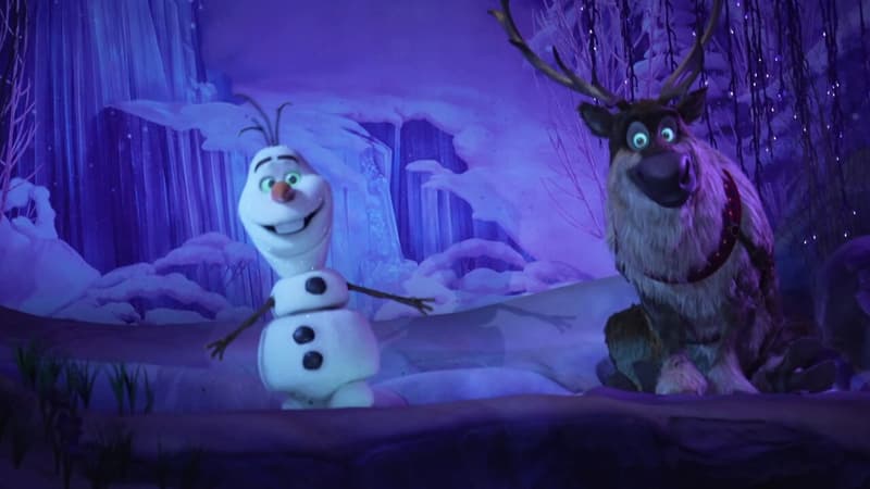 BFMTV vous fait découvrir "Frozen Ever After", la nouvelle attraction de Disneyland Paris dédiée à "La Reine des Neiges"