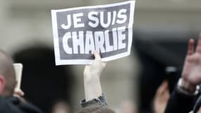 Un an après, un nouveau rassemblement de soutien aux victimes des attentats a eu lieu ce dimanche