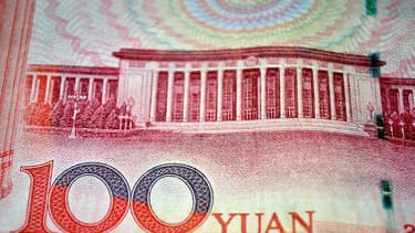 A 10H15 heure lundi 26 août de Shanghai (02H15 GMT), la monnaie chinoise cotait 7,1449 pour un dollar, en repli de 0,69% par rapport à la clôture de vendredi.