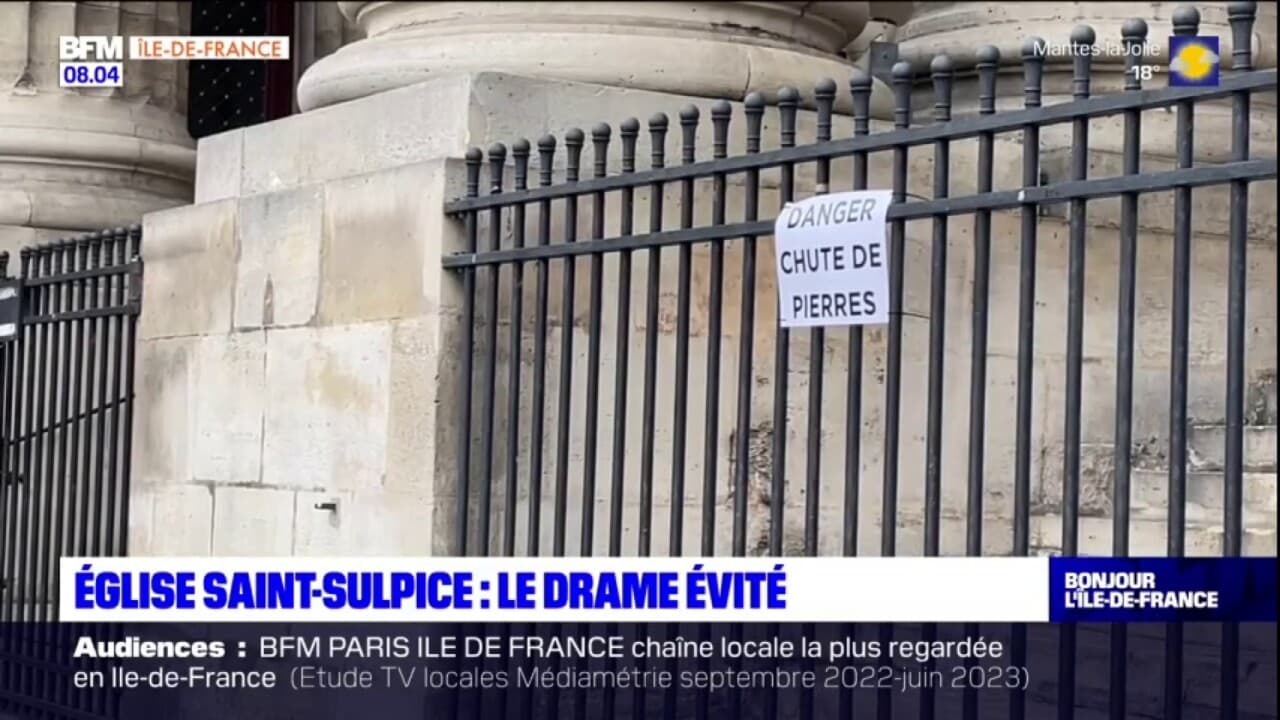 Paris nouvelle chute de pierre de l'église SaintSulpice, une touriste