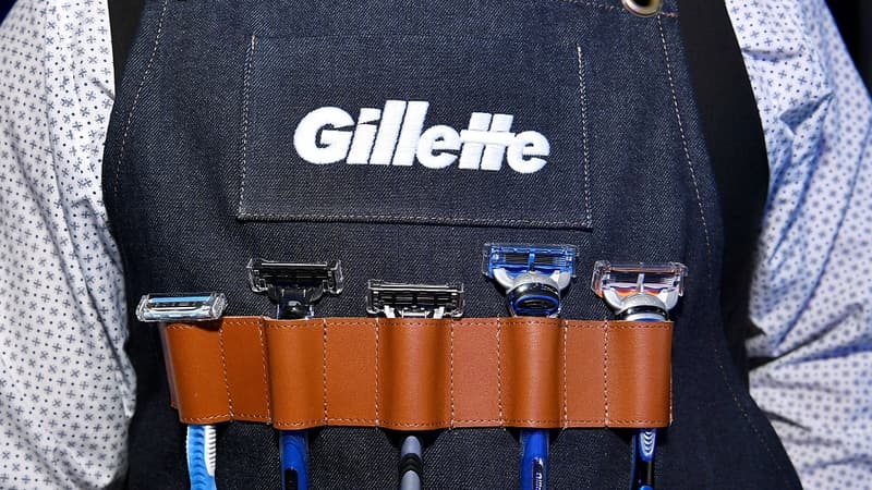 Le groupe Procter and Gamble (P&amp;G)  qui a racheté les rasoirs Gilette en 2005