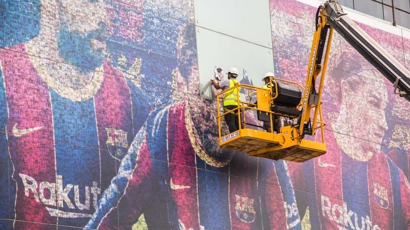 Barça : le portrait de Messi retirée du Camp Nou