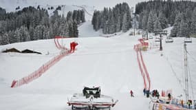 Les pistes de Lenzerheide le 16 mars 2021 après que la neige a contraint a annuler les sessions d'entraînements prévus la veille du début des finales de la Coupe du monde de ski alpin