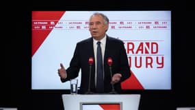 François Bayrou invité du "Grand Jury" RTL-LCI-"Le Figaro", dimanche 15 mai 2022