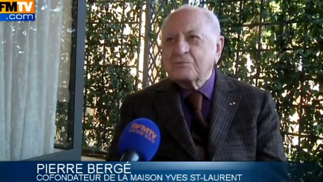 L'ancien compagnon d'Yves Saint-Laurent s'est indigné de la mode du voile.