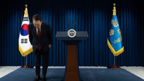 Le président sud-coréen Yoon Suk Yeol s'exprime pour présenter ses "excuses sincères" pour avoir brièvement imposé la loi martiale , le 7 décembre 2024