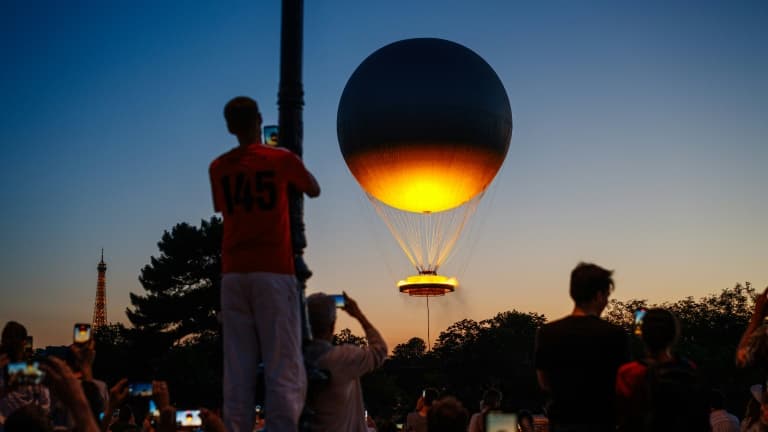 La vasque des Jeux Olympiques de Paris 2024 dans le Jardin des Tuileries à Paris le 28 juillet 2024 La vasque des Jeux Olympiques de Paris 2024 dans le Jardin des Tuileries à Paris le 28 juillet 2024