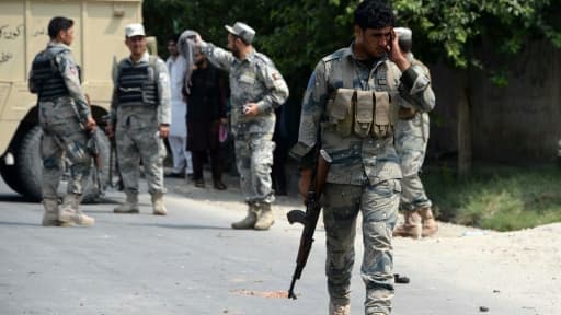 Forces de sécurité sur le lieu d'une attaque le 25 juillet 2015 à Jalalabad