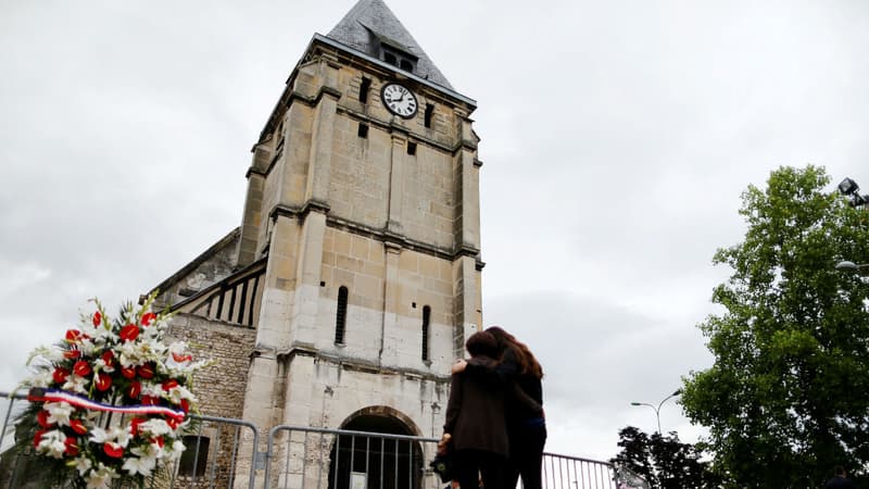 L'église de Saint-Etienne-du-Rouvray (Seine-Maritime), le 27 juillet 2016