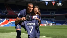 PSG : La petite Camille accueillie par les joueurs et les ultras au Parc des Princes