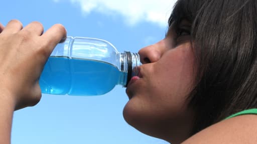 Boire minimum un litre et demi par jour