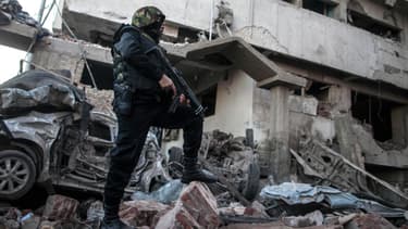 Un bâtiment de police de Mansoura, ville siuée à une centaine de kilomètres au nord du Caire, a été visé par un attentat le 24 décembre.