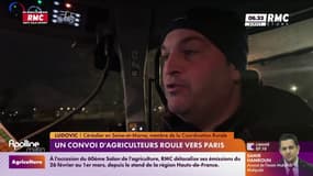 Un convoi d'agriculteurs roule vers Paris