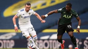 Serge Aurier avec le maillot de Tottenham
